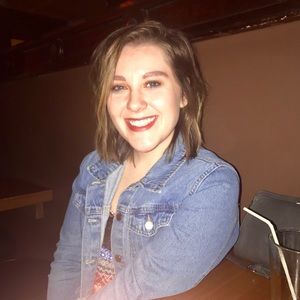 Meet your Posher, Molli